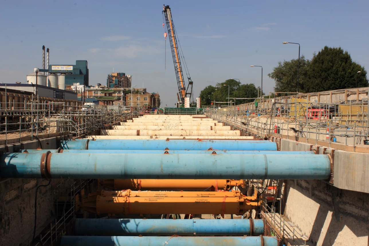 Closeup of tunnel tubes